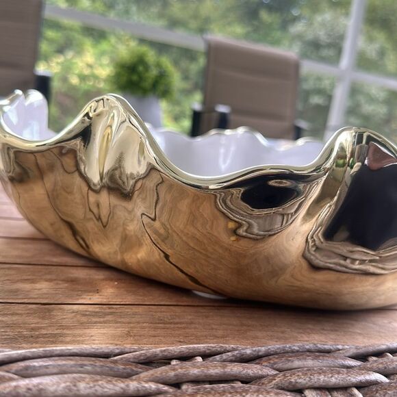 Global Views Stunning scalloped Decorative Bowl - Picture 2 of 5